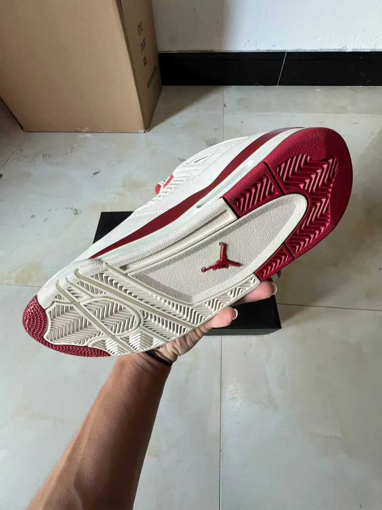 Air Jordan 4 White and Red Basketball Shoes 6