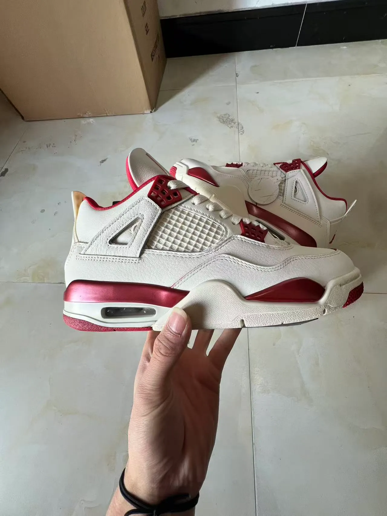 Air Jordan 4 White and Red Basketball Shoes 7