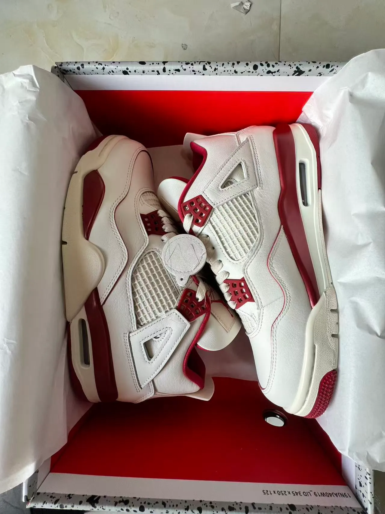 Air Jordan 4 White and Red Basketball Shoes 9