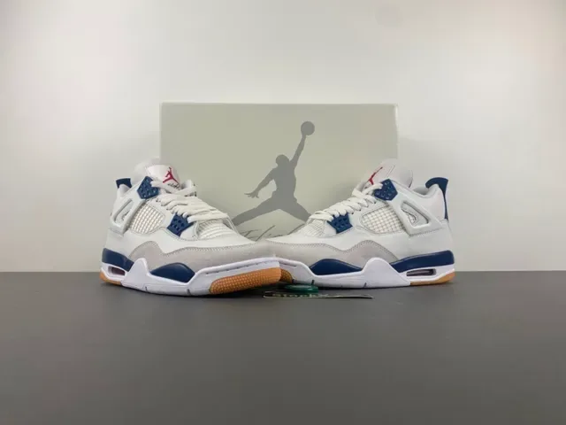 Air Jordan 4 Chaussures de Basketball Blanc Navy Gum 13