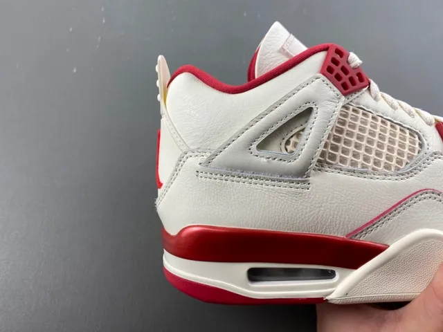 Air Jordan 4 White Red Basketball Shoes 3