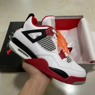 Air Jordan 4 White Red Black 篮球鞋