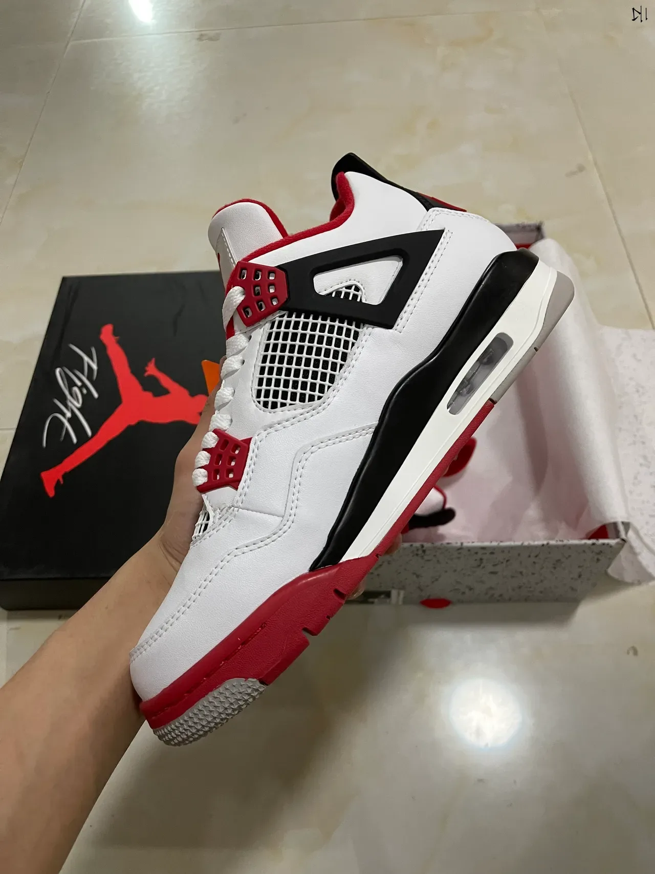 Air Jordan 4 White Red Black Tênis de Basquete 4