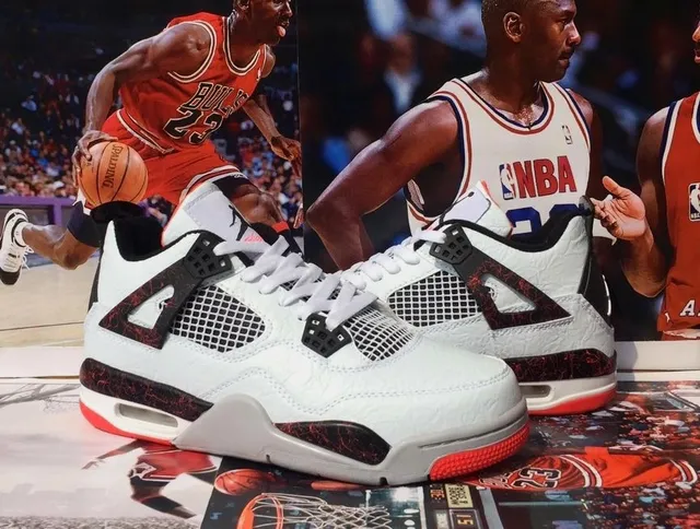 Air Jordan 4 White Red Black Basketball Shoes 2