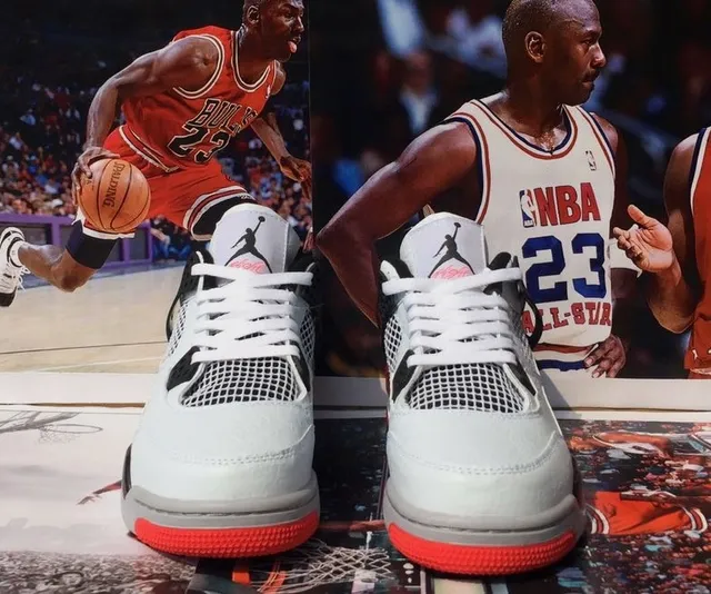 Air Jordan 4 White Red Black Basketball Shoes 3