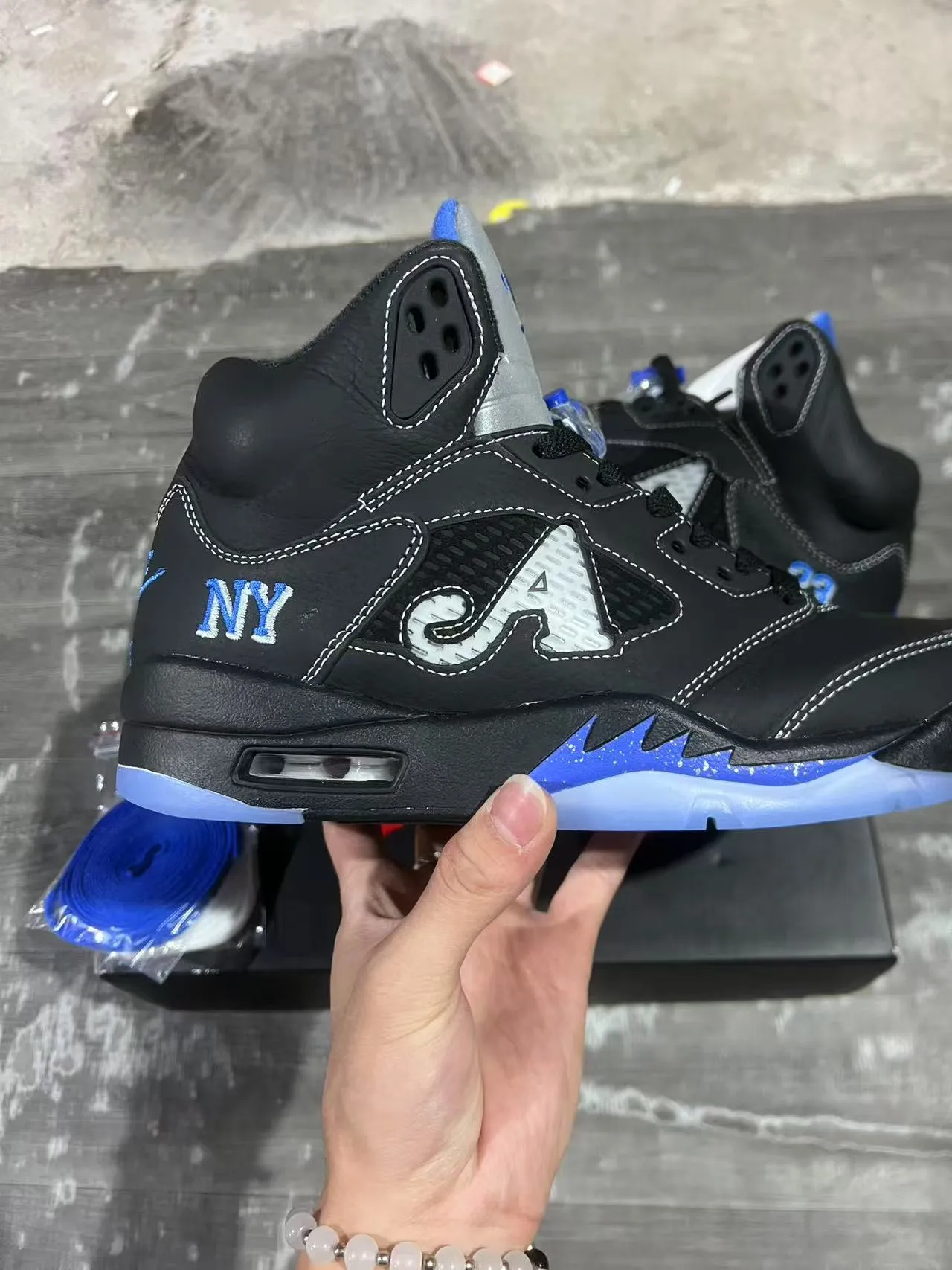 Air Jordan 5 Preto Azul NY 23 Tênis de Basquete 7