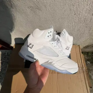 Air Jordan 5 White '23' 篮球鞋