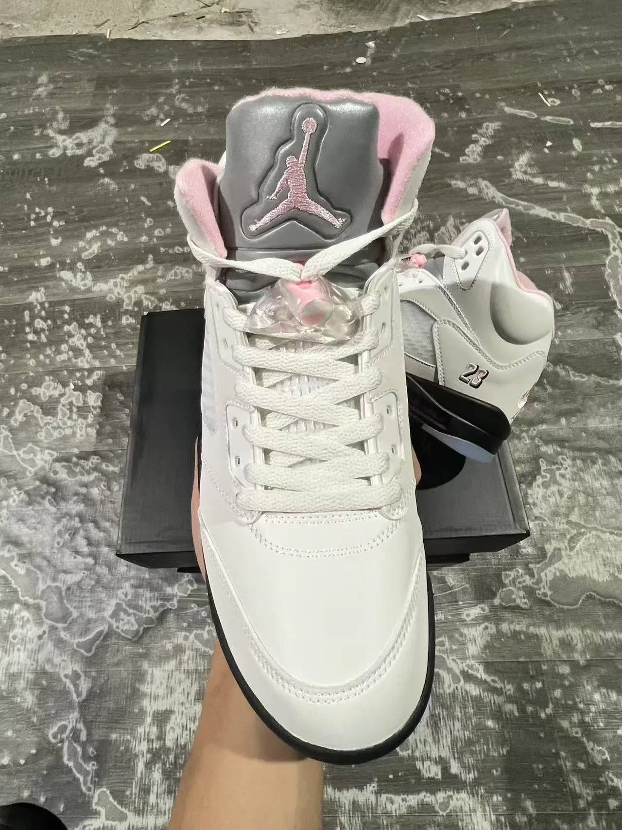 Air Jordan 5 Chaussures de Basketball Blanc Rose Noir 3