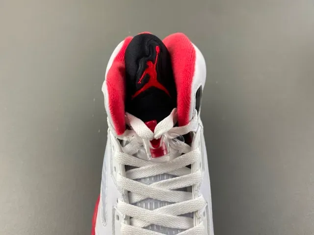 Air Jordan 5 Tênis de Basquete Branco Vermelho Preto 6