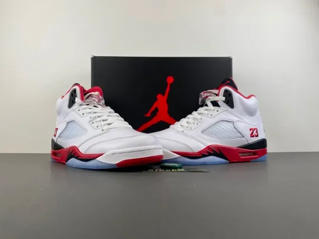 Air Jordan 5 Tênis de Basquete Branco Vermelho Preto 13