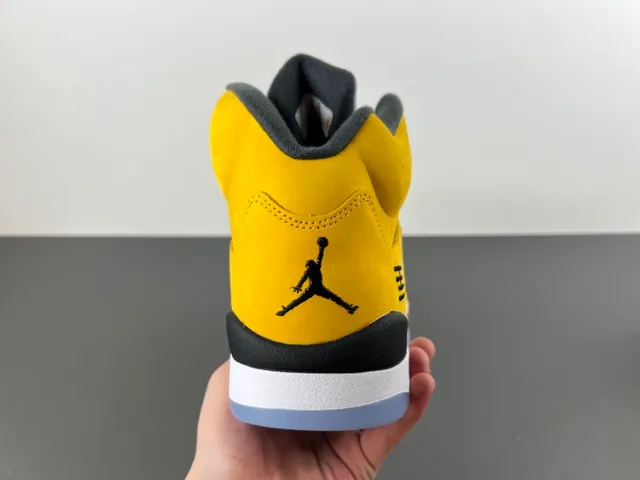 Air Jordan 5 Yellow Black White Basketball Shoes 4