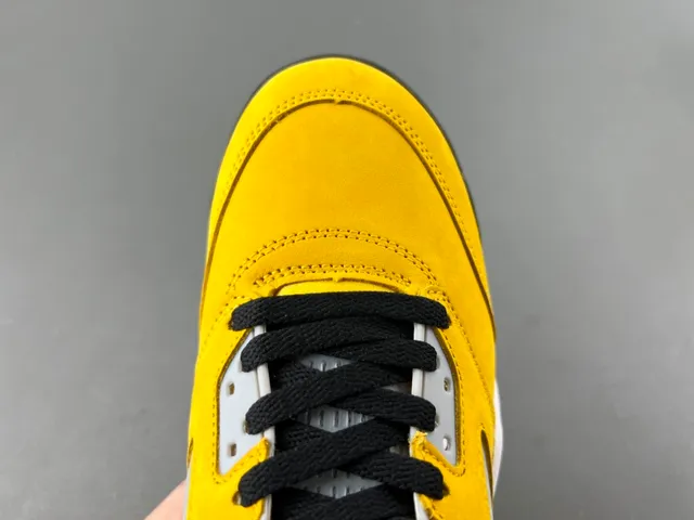 Air Jordan 5 Yellow Black White Basketball Shoes 5