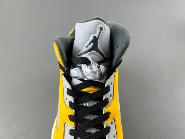 Air Jordan 5 Yellow Black White Basketball Shoes 6