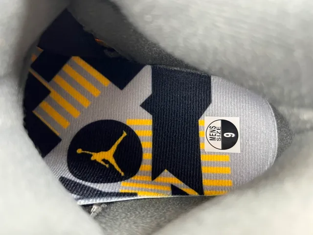 Air Jordan 5 Yellow Black White Basketball Shoes 7