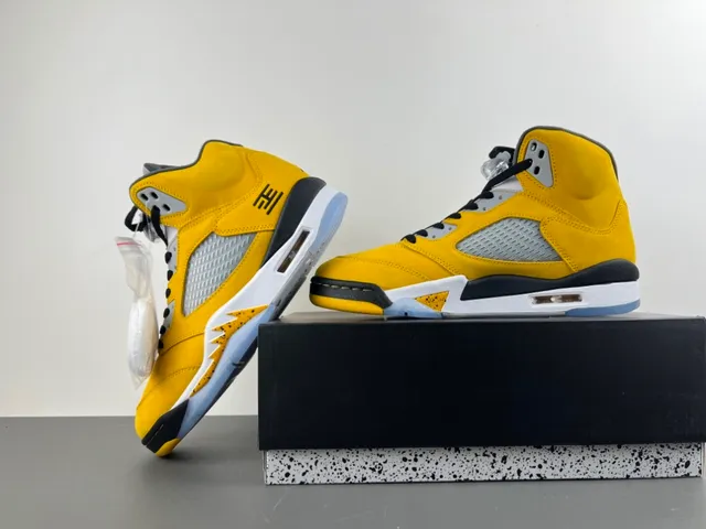 Air Jordan 5 Yellow Black White Basketball Shoes 14