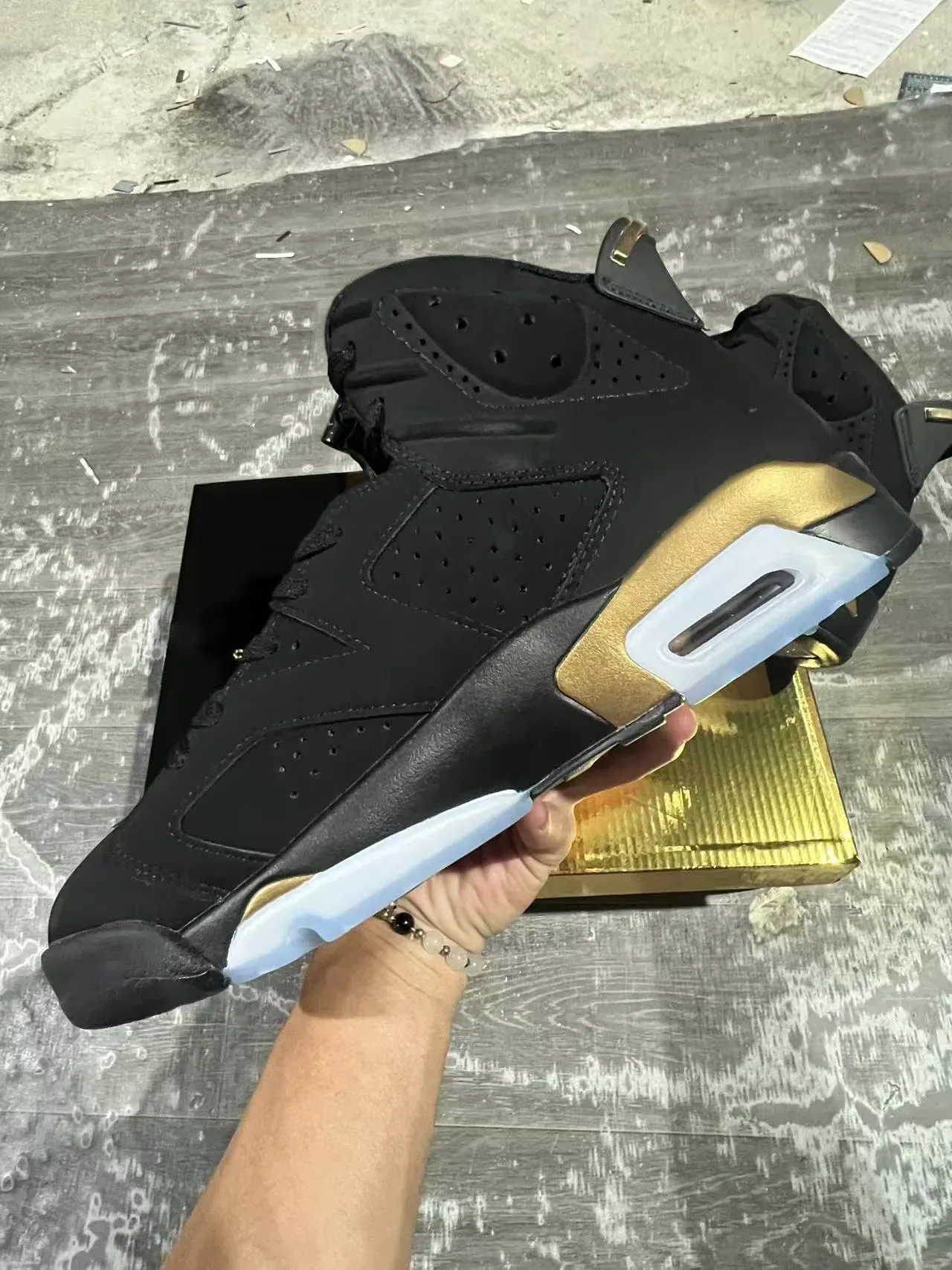 Air Jordan 6 Noir Doré Translucide Air Chaussures de Basket 5