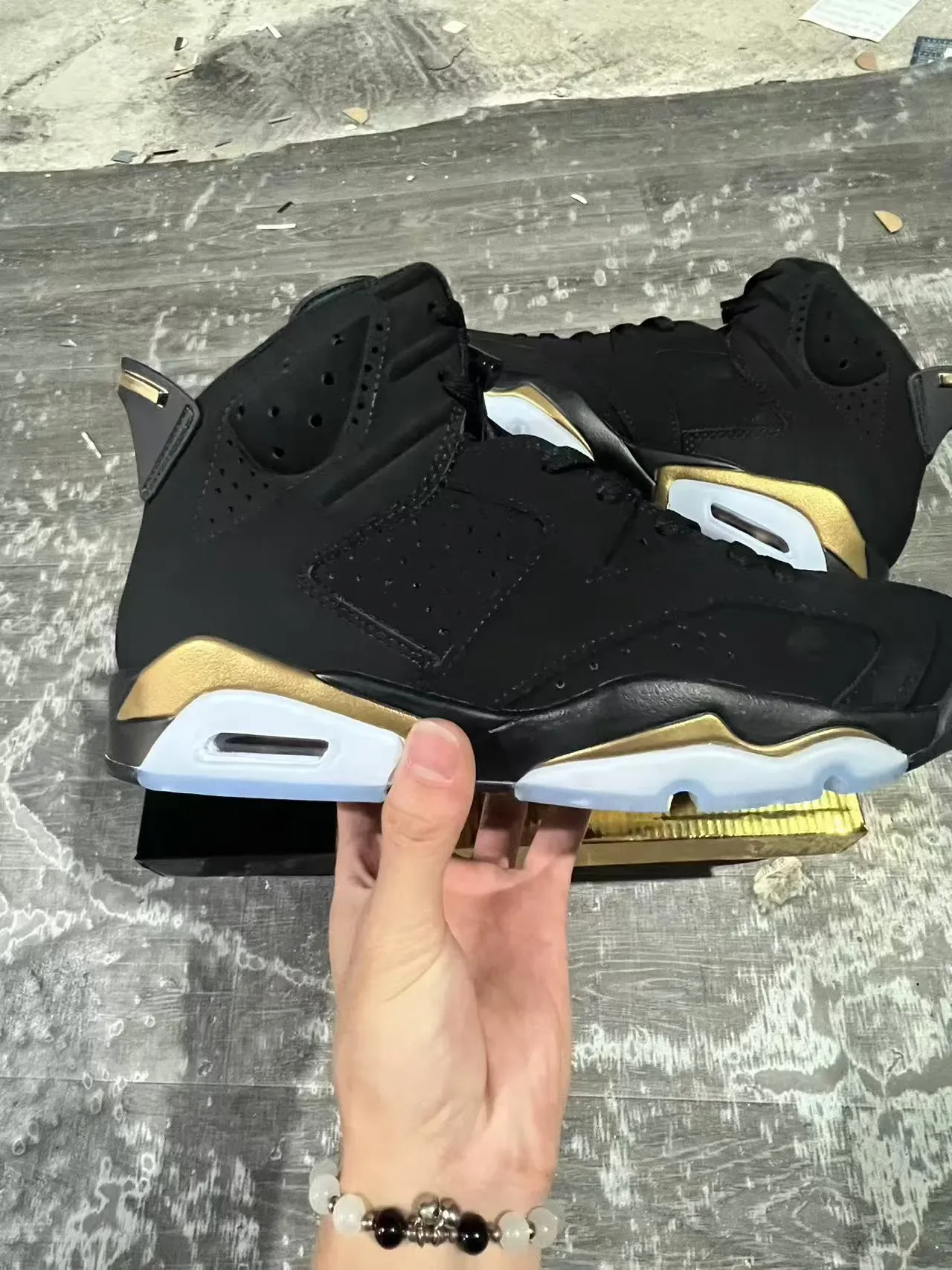 Air Jordan 6 Noir Doré Translucide Air Chaussures de Basket 7