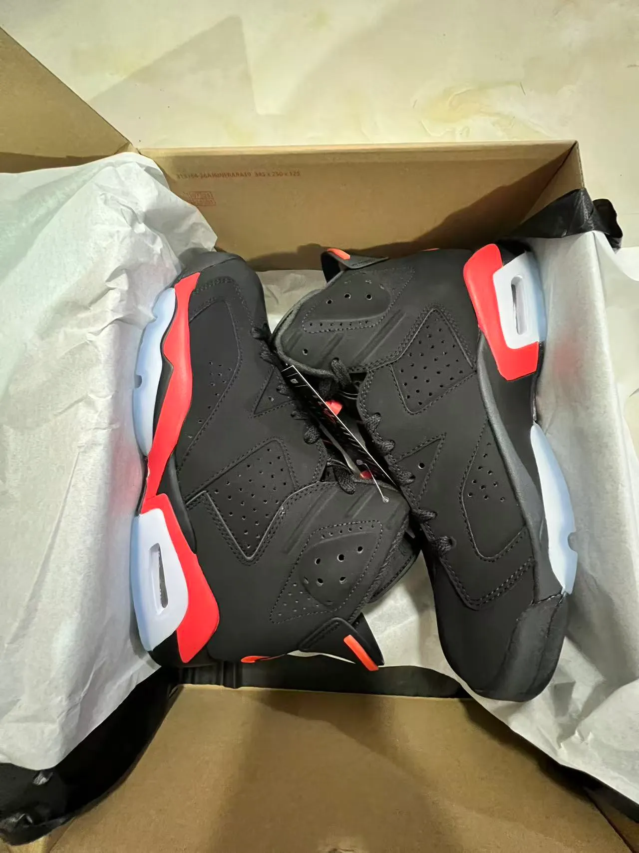 Air Jordan 6 Black Red White Basketball Shoes 9