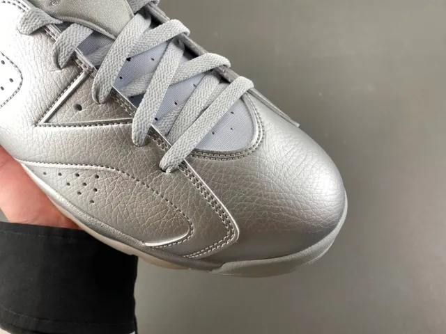 Air Jordan 6 Metallic Silver Basketball Shoes 2