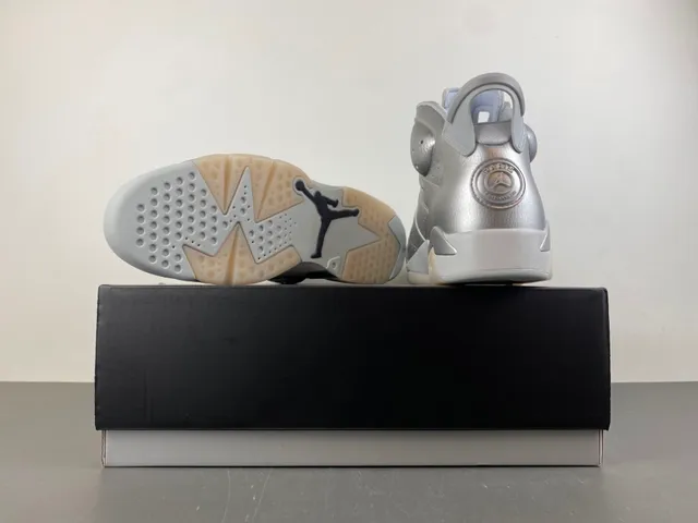 Air Jordan 6 Metallic Silver Basketball Shoes 16
