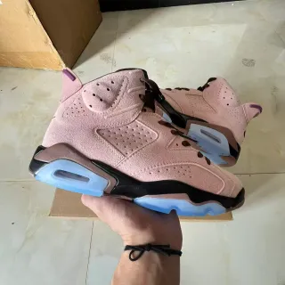 Air Jordan 6 Pink Blue Dusty Suede Upper Perforated Detailing Basketball Shoes