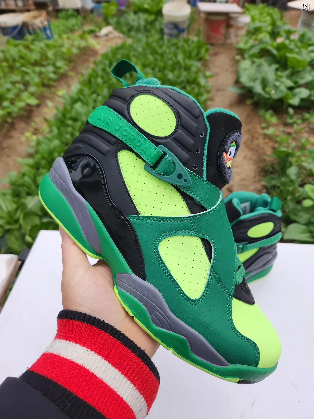 Zapatillas de baloncesto Air Jordan 8 verde y lima neón 2