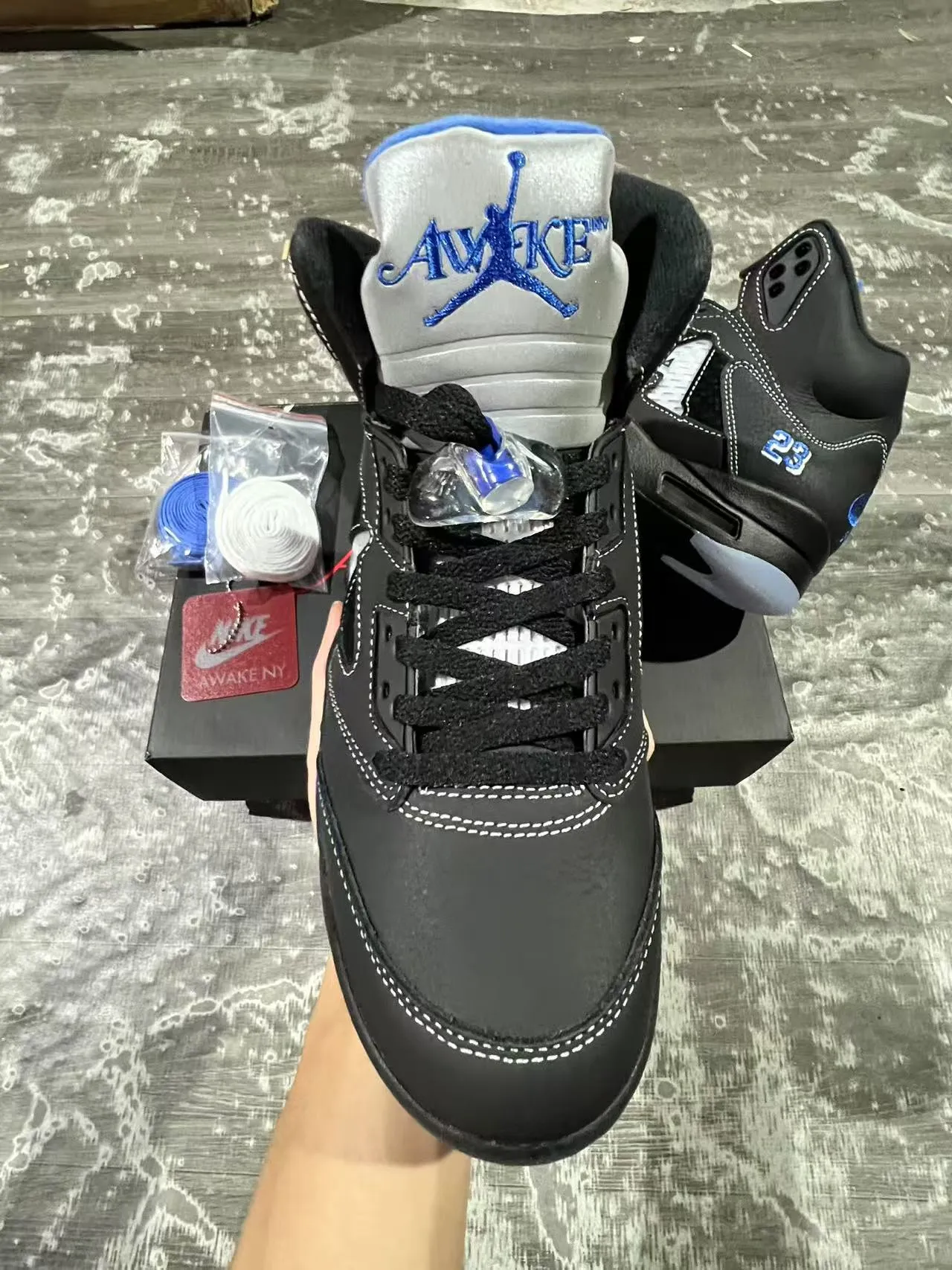 Air Jordan Black Blue High-Top Silhouette Leather And Mesh Upper Basketball Shoes 3
