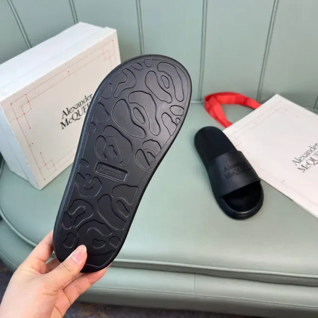 Alexander McQueen Logo Slide Black Slippers 3