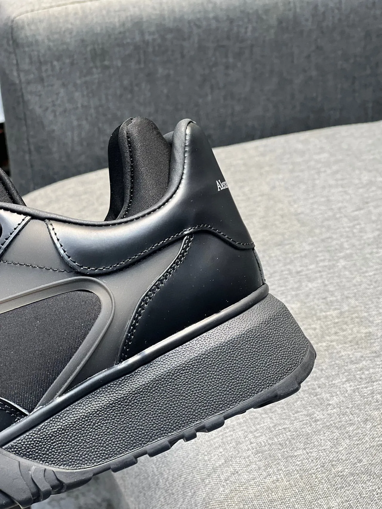 Alexander McQueen Oversized Sneaker Black Chunky Sneakers 8