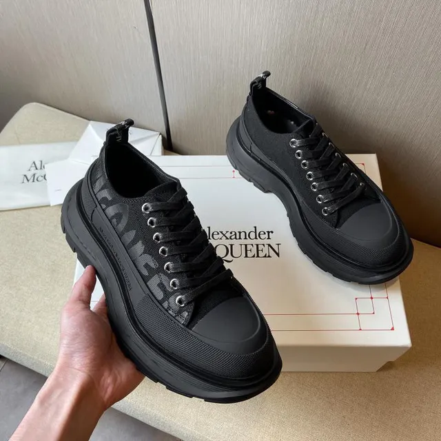Alexander McQueen Oversized Sneaker Black Chunky Sneakers 8