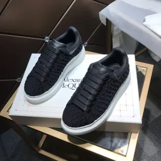 Alexander McQueen Oversized Sneaker Black Knitted Upper Lifestyle Sneakers