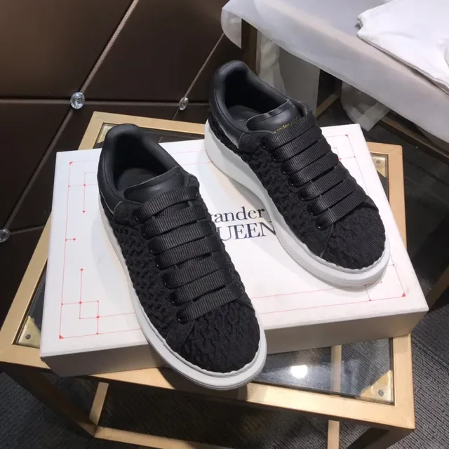 Alexander McQueen Oversized Sneaker কালো নিটেড উপর লাইফস্টাইল Sneaker 7