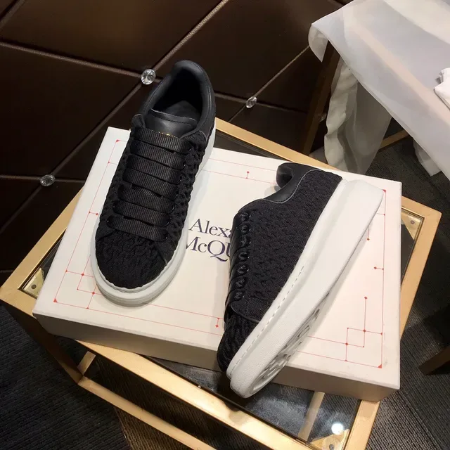Alexander McQueen Oversized Sneaker কালো নিটেড উপর লাইফস্টাইল Sneaker 8