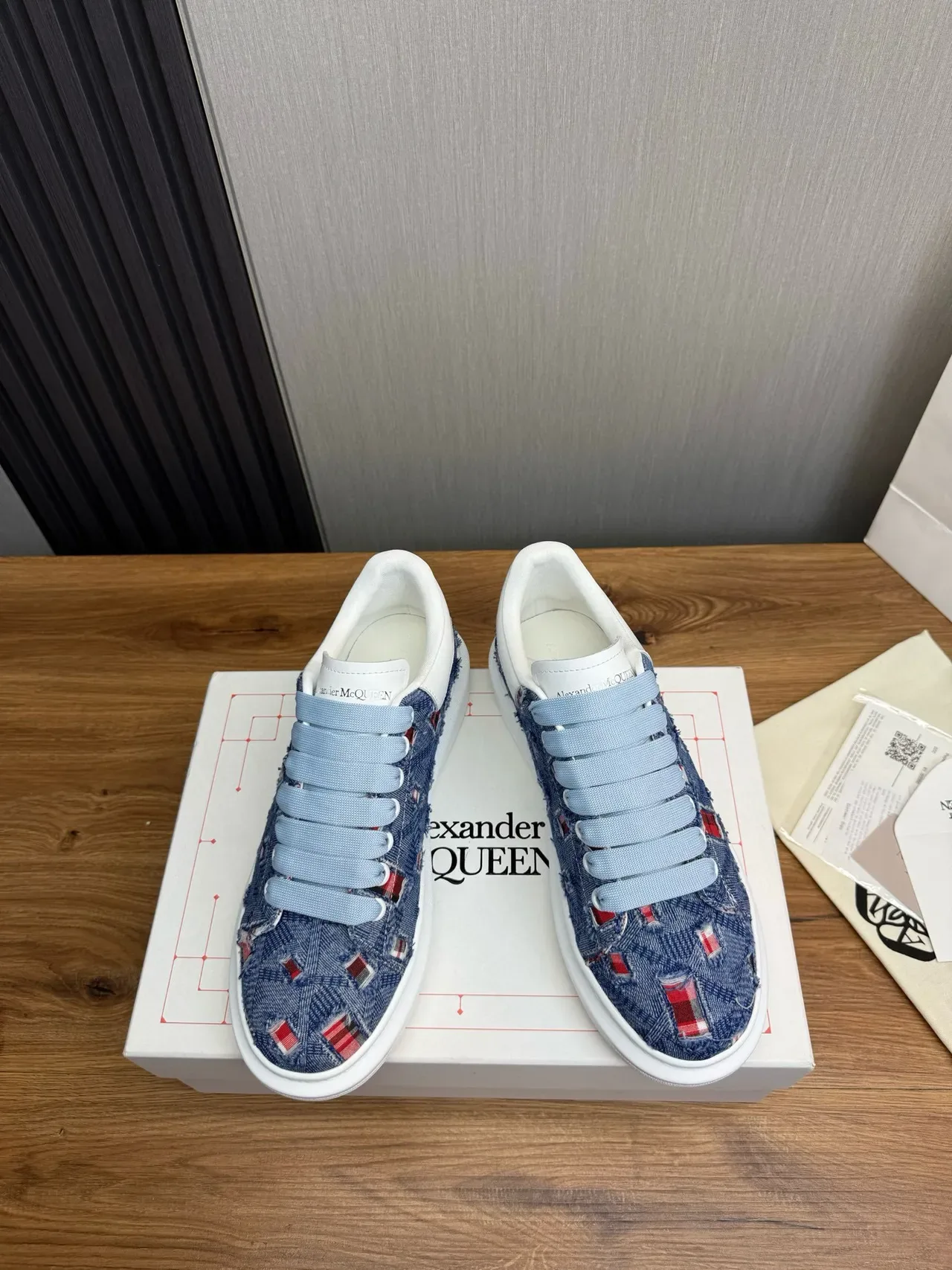 Alexander McQueen Oversized Sneaker Blue Denim White Platform Lifestyle Sneakers 3