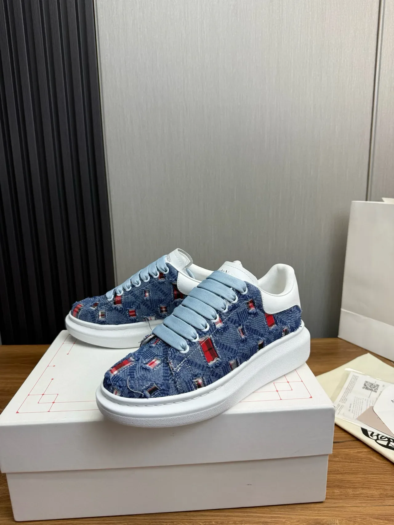 Alexander McQueen Oversized Sneaker Blue Denim White Platform Lifestyle Sneakers 4