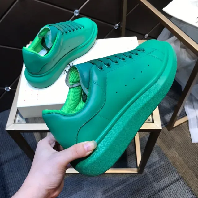 حذاء رياضي Alexander McQueen Oversized أخضر نابض Lifestyle Sneakers 5