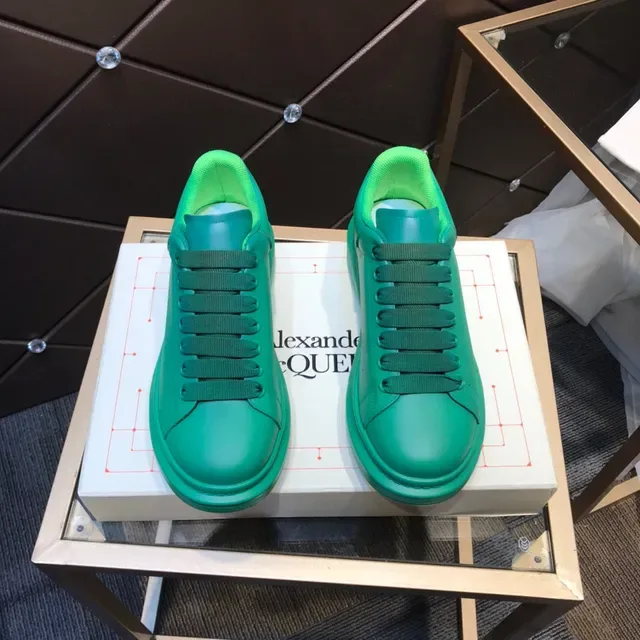 حذاء رياضي Alexander McQueen Oversized أخضر نابض Lifestyle Sneakers 9