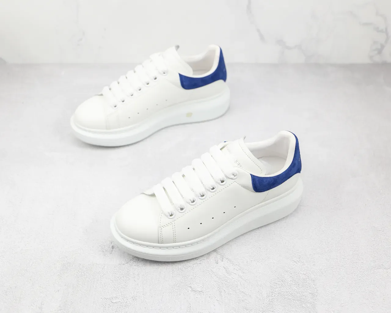 Alexander McQueen Oversized Sneaker White and Blue Lifestyle Sneakers 7