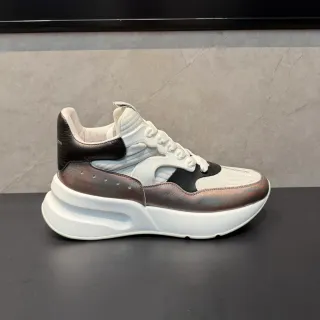 Alexander McQueen Oversized Sneaker White Black Iridescent Chunky Sneakers