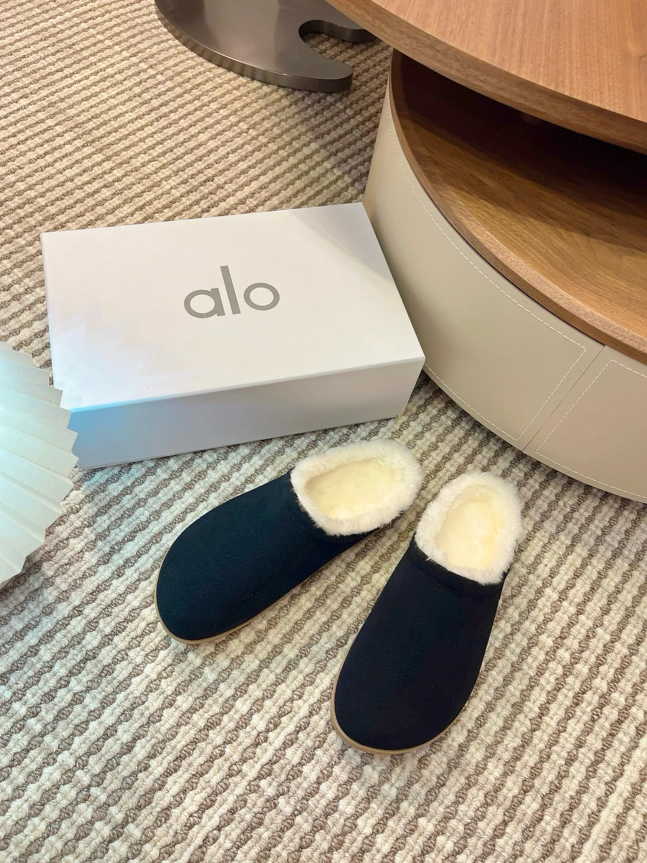 Alo Black Shearling-Lined Suede Slipper 8