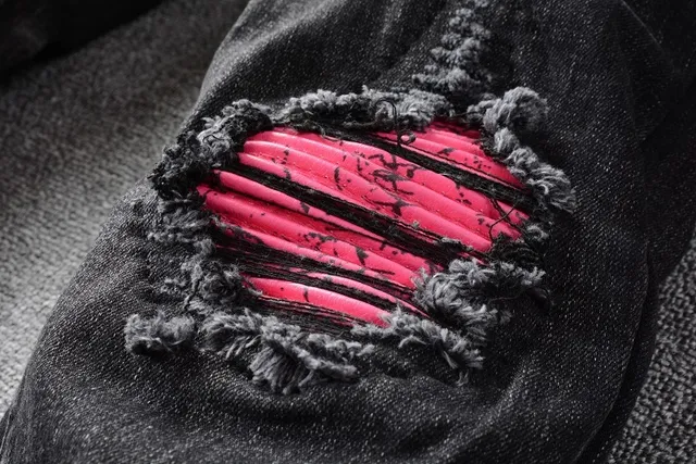 Amiri Distressed Slim Fit Black Pink Jeans 17