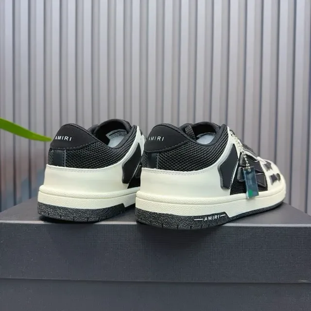 Amiri MA Court Blanc et Noir sneakers lifestyle 2