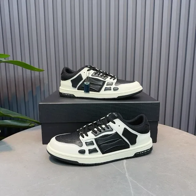 Amiri MA Court Blanc et Noir sneakers lifestyle 8