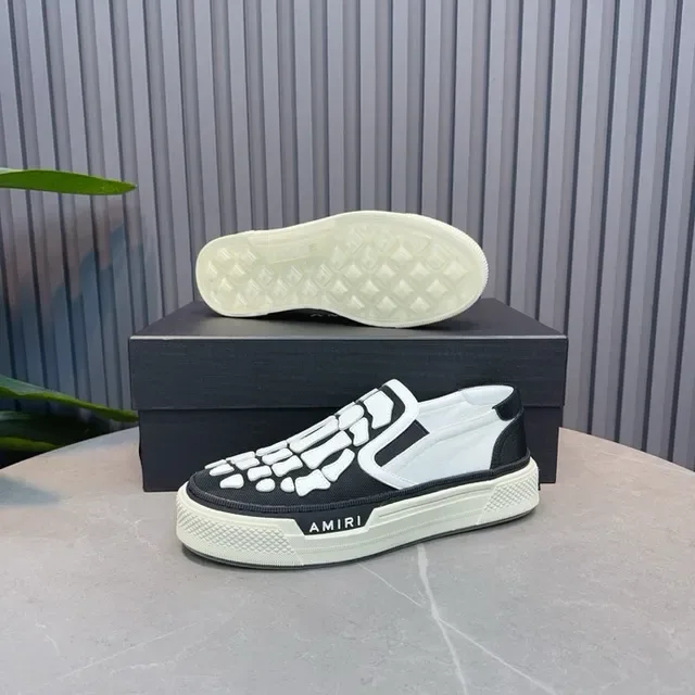 Amiri Skel Top Sneakers Lifestyle Noir et Blanc avec Impression Os Squelettique 4