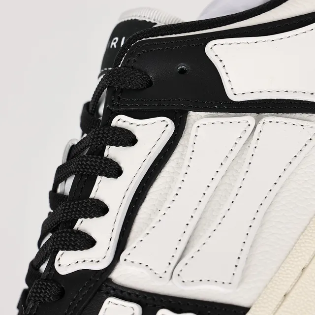 Amiri Skel Top Low Baskets Lifestyle Noir et Blanc 6