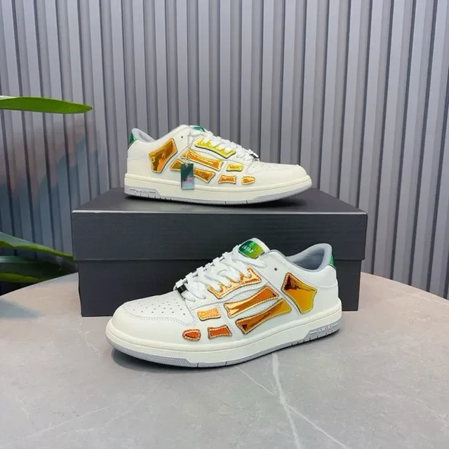 Amiri Skel Top baskets lifestyle blanches oranges iridescentes 2