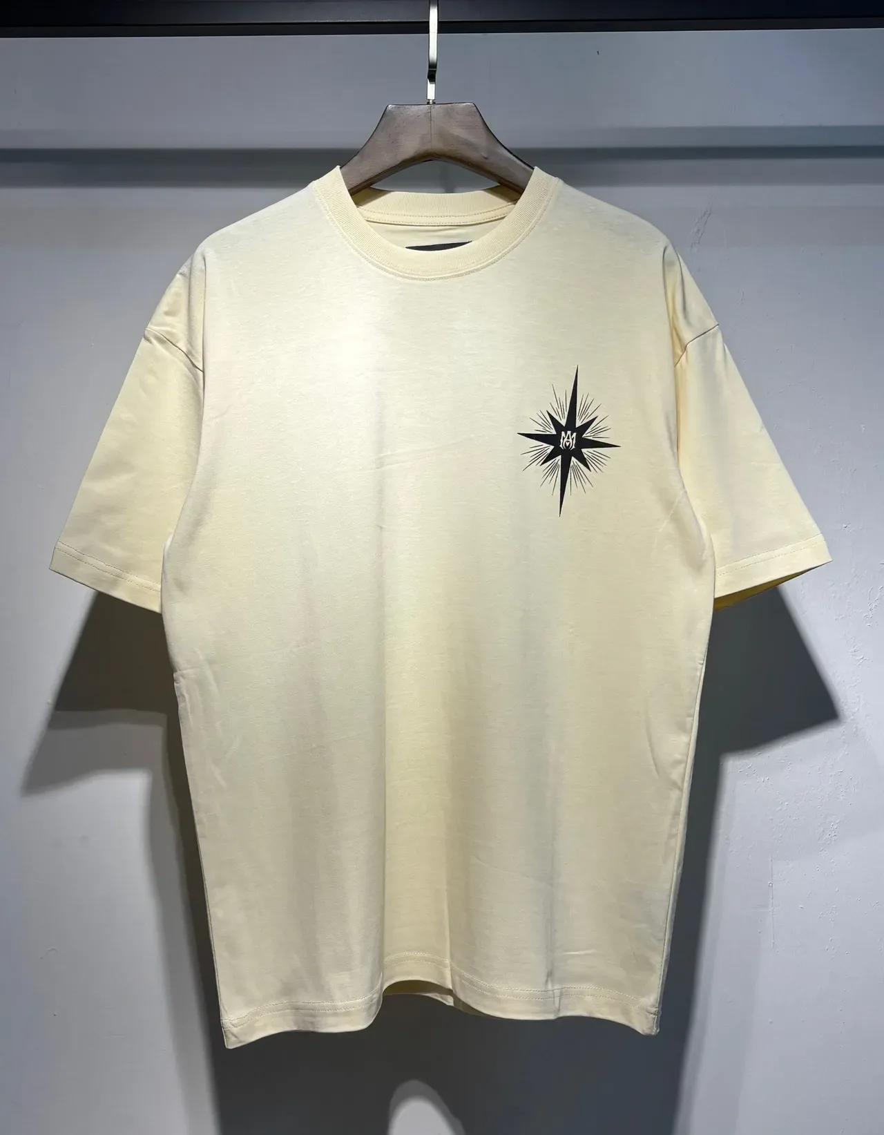 Amiri Starburst Graphic Print T-Shirt 11