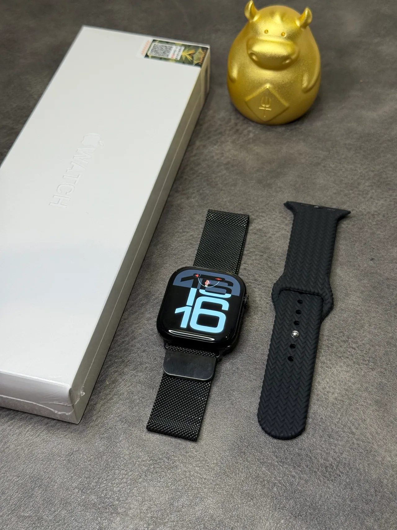 Apple Watch Black Gray Flat-Edged Case Milanese Loop Band Sports Watch 7