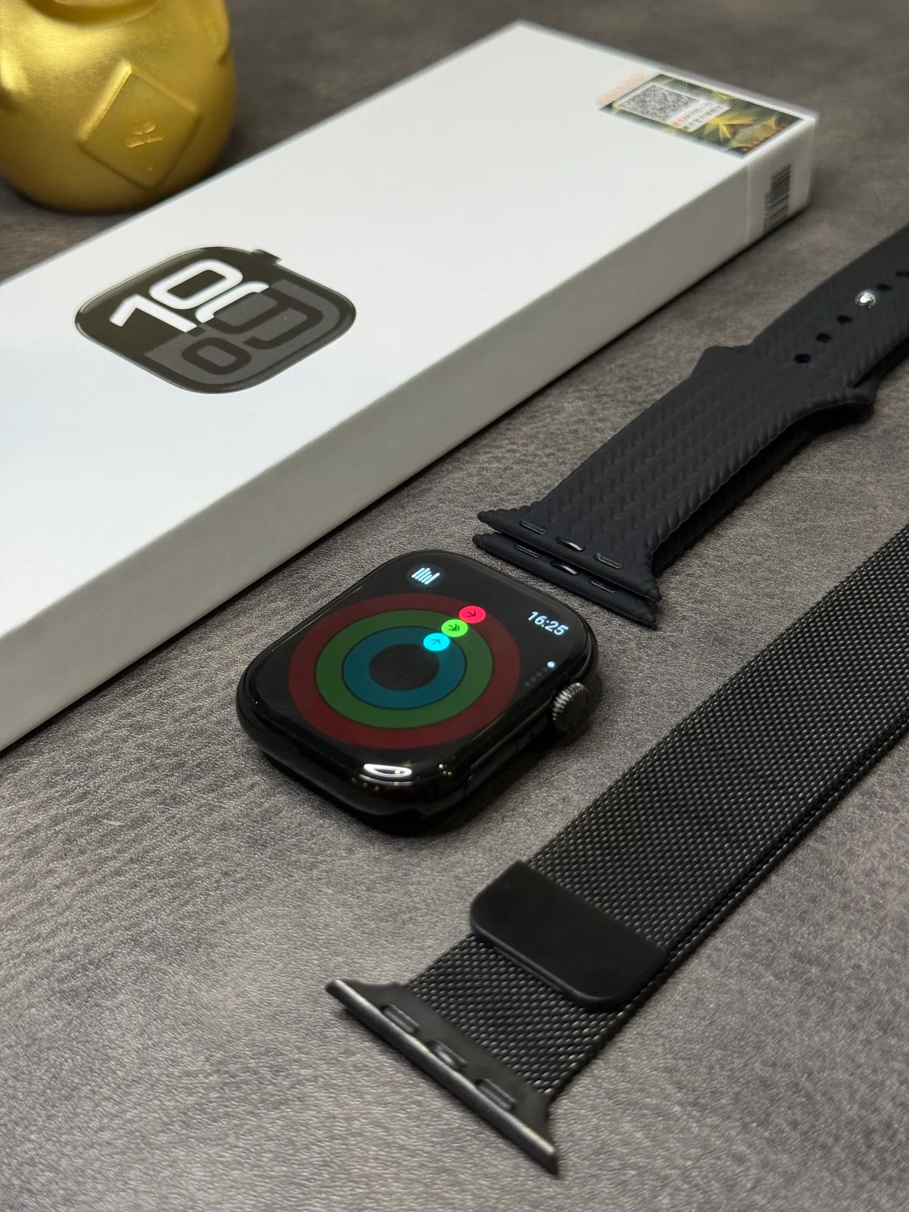 Apple Watch Black Gray Flat-Edged Case Milanese Loop Band Sports Watch 12