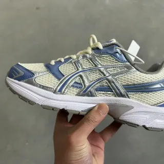 ASICS Beige Blue Mesh Upper Synthetic Overlays Running Shoes